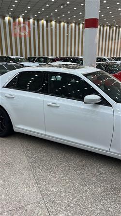 کرایسلەر 300